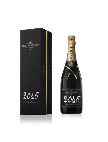 Moet & Chandon Grand Vintage Champagne 750mL