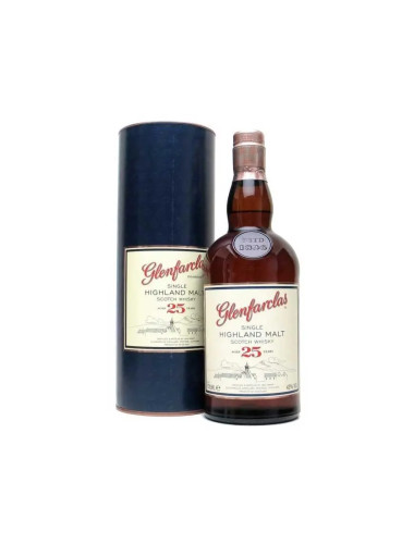 Glenfarclas Single Malt Whisky 25 Year Old In A Box 700mL