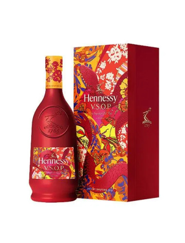 Hennessy VSOP Cognac Lunar New Year 2025 700mL