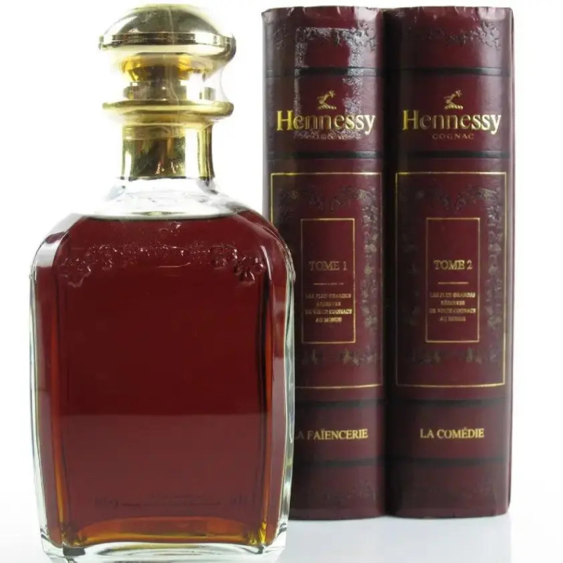 Hennessy Red Book Gift Box 700ml (Rare Item)