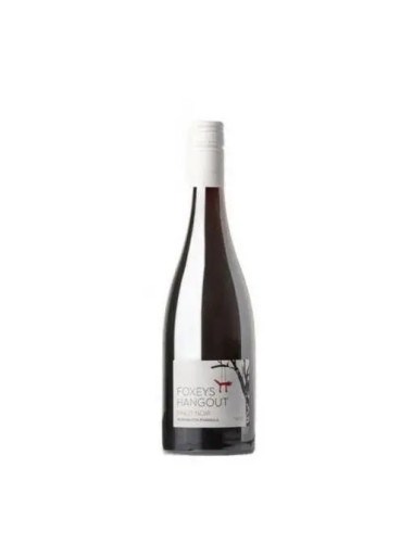 Foxeys Hangout Pinot Noir 2025